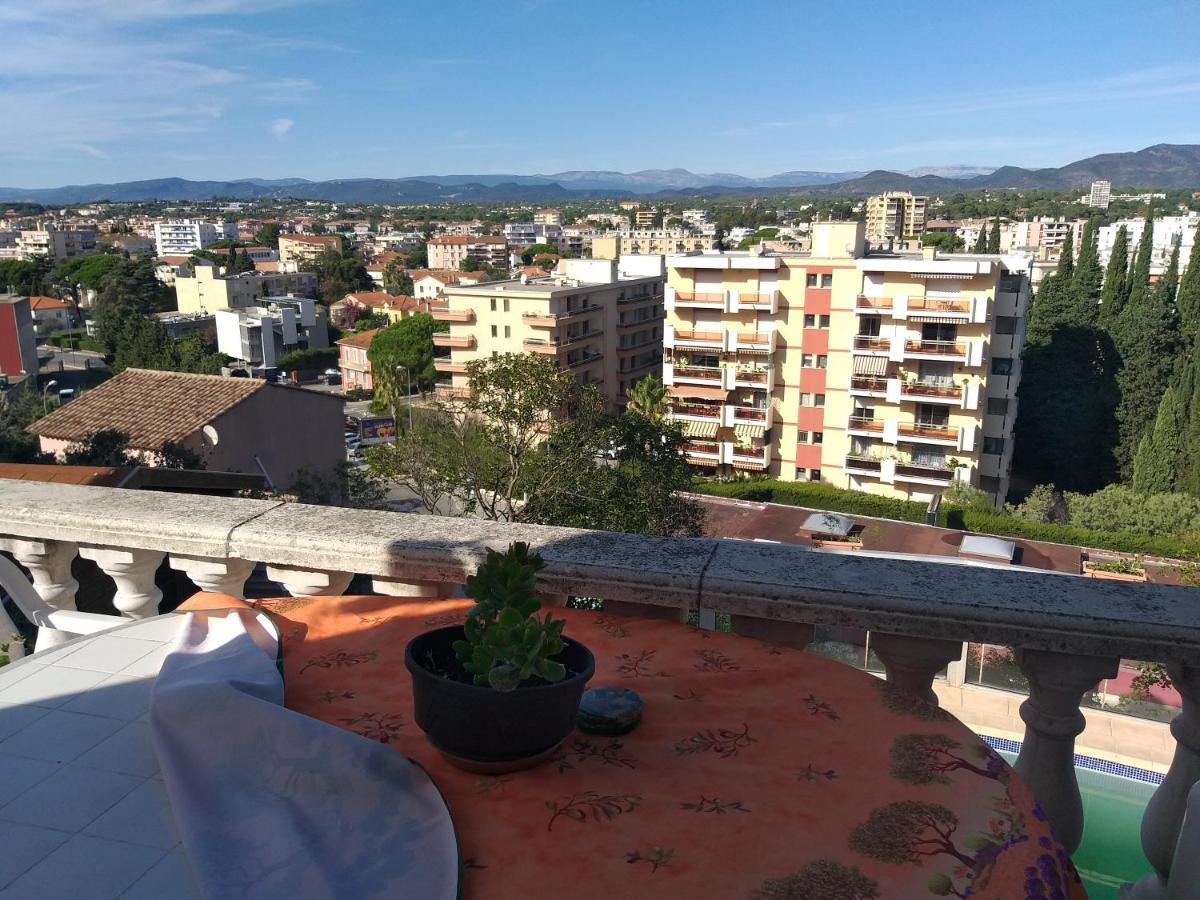 Ravissant Appartement Saint-Raphael Piscine 외부 사진
